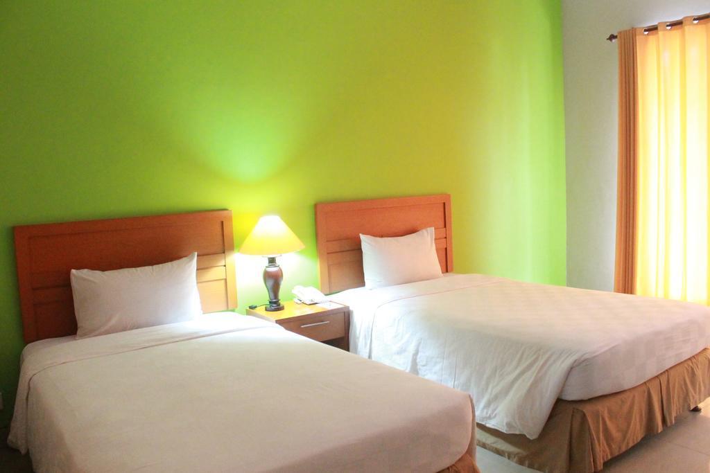 Hotel Town House Bukit Damai Indah Balikpapan  Exteriér fotografie