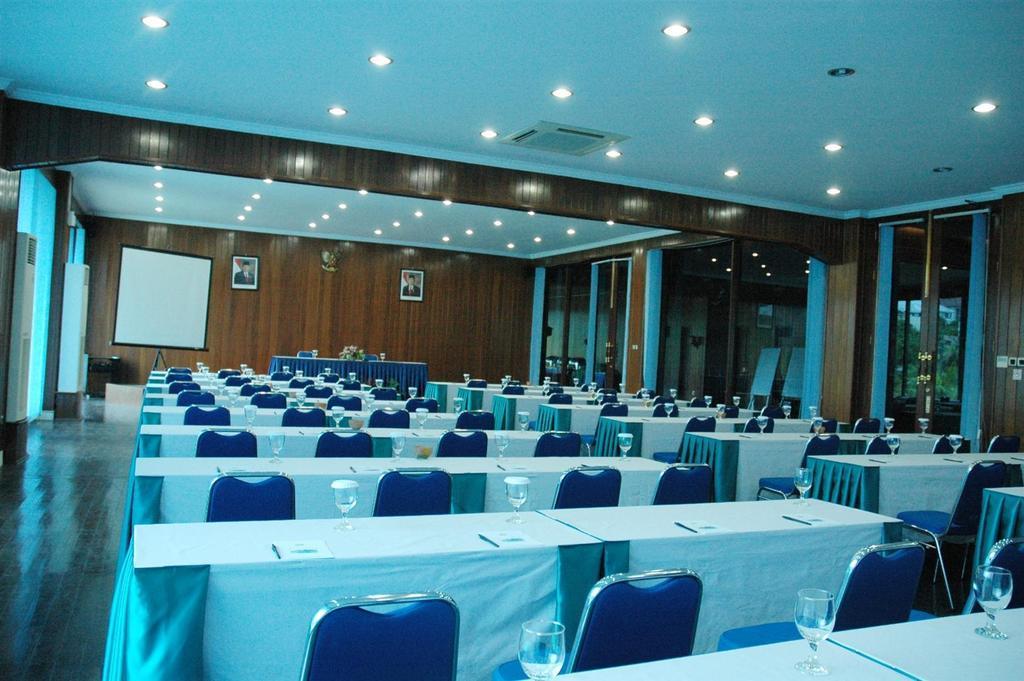 Hotel Town House Bukit Damai Indah Balikpapan  Exteriér fotografie