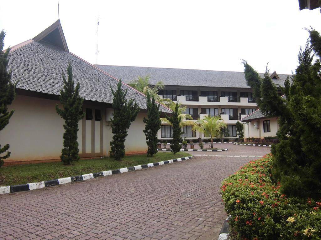 Hotel Town House Bukit Damai Indah Balikpapan  Exteriér fotografie